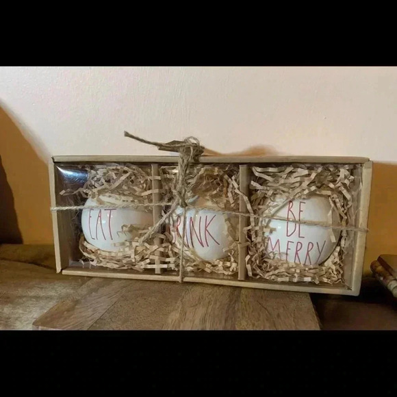 Rae Dunn Christmas Ornaments - Eat Drink Be Merry - Picture 1 of 5